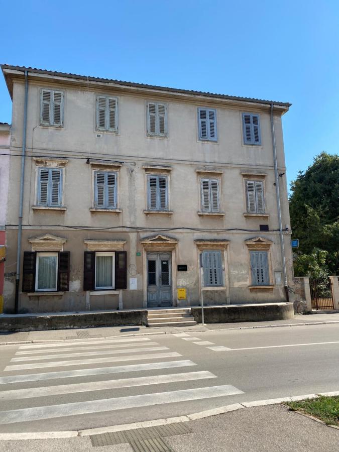Apartament New Stylish & Modern Studio Apart - With Sea View Pula Zewnętrze zdjęcie